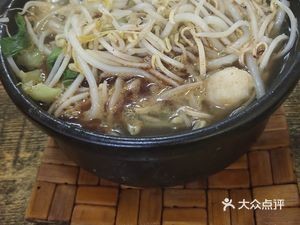 Xiang Qiao Yuan Crossing Bridge Rice Noodles (Shangqiu Road Branch)