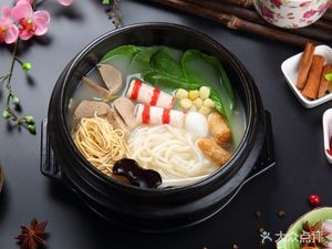 Qiao Jie Crossing Rice Noodles (Yi Yang Road Store)