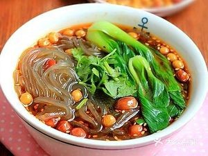 Aunt Tang's Spicy Rice Noodles