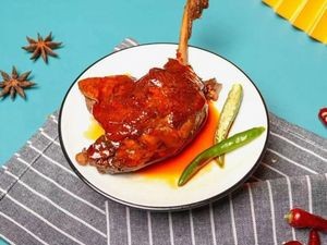 Qin Ji Anhui Authentic Beef Noodles (Yiyang Road Store)