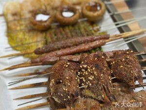 Huimei Catering Wanyi Jiu Wild Dumplings (Zhonghai Huanyu Tianxia Store)