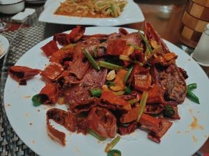 Jinhe Yuan Seafood and Donkey Meat Restaurant