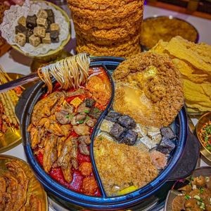 Hello Luosifen · Hot Pot