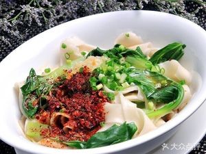Shaanxi Famous Snacks (Biaoshan Road Store)