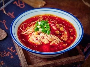 La Piao Xiang Rotating Hot Pot with Small Grilled Pork
