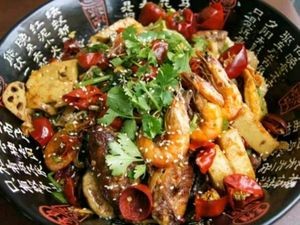 Chuan Shang Chuan Xia Spicy Pot (TaiDong Branch)