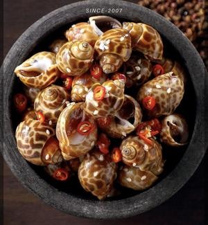 LeYouYou Chaoshan Live Seafood with Dipping Sauce