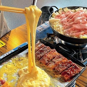 Jin Family Korean Rice Cake Hotpot & Cheese Ribs (Tai Dong Store)