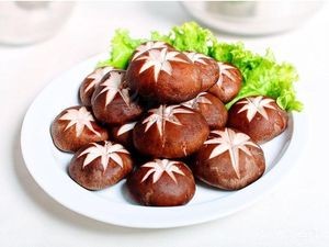 Xin Lai Chun Braised Chicken with Rice Noodles (Hedong Pedestrian Street Store)