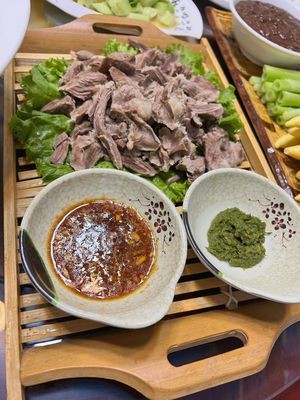 Eight Great Bowls · Seafood BBQ Banquet (Yu Huan Road Community Branch)