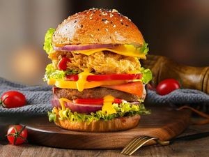 Angus Angus Grilled Beef Cheese Burger (No. 20 Ping'an Road Branch)