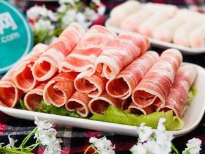 Sichuan Sister Stone Pot Fish