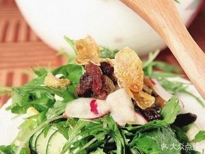 Yihe Chun Braised Chicken Rice (Peixian Zhi Lu Branch)