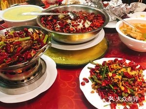 No. 6 Gate Sour Fish Family Style (Xinglong Road Store)