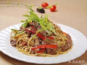 Yiliu Braised Beef Noodle House (Yuehui Plaza Branch)