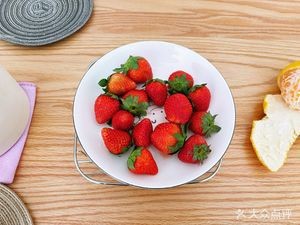 Huluwa Wonton House (Xingde Road Branch)