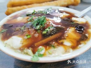 Tang Ji Sifang Old Sweet Porridge (Qingdao Haiyun'an Folk Snack Street Branch)