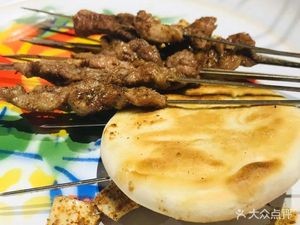 Xiao Feng's Wild Dumplings (Renmin First Road Store)