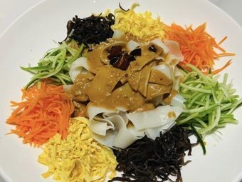 Qinmin Seafood Home-style Cuisine