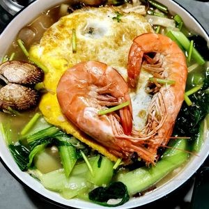 No Worries Seafood Stew Pie