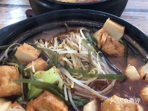 Aunt Chen's Crossing Bridge Rice Noodles (Taihua Garden Branch)