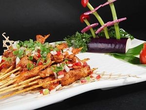 Na Hao Li's Northeastern Rice Rolls (City Bay Store)