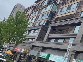 Huangdao District Sweet and Spicy Duck Specialty Store