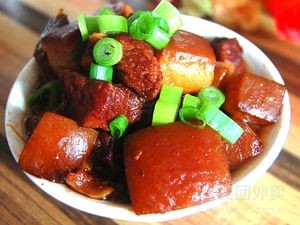 Sandpot Pork Belly and Oil Cake