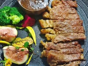 Laiman Music Western Restaurant