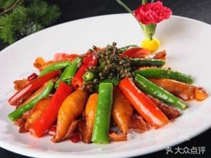 Northeastern Dumplings & Home-style Dishes