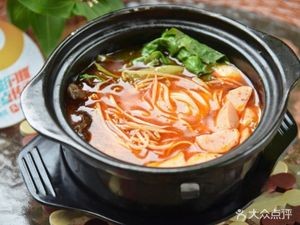 Xiangqiaoyuan Crossing the Bridge Rice Noodles (Weilanhui Innovation District Branch)