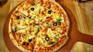 Sunday 8 Pizza (Time Center Store)