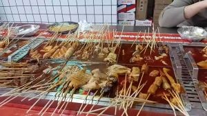 Greasy Uncle Hot Pot Spicy Skewers (Aogang International Branch)