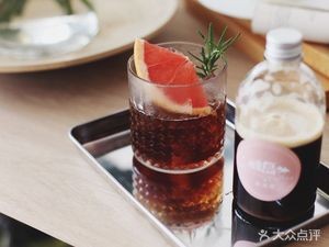 Mystery Island West Coast · Desserts & Coffee