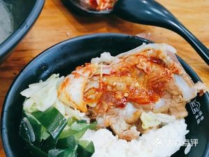 Dexin All-Pork Rice (Yueyang Road Branch)