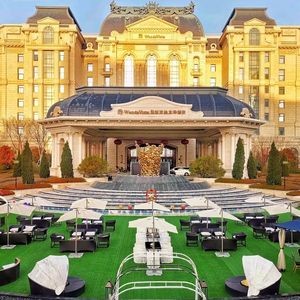 Qingdao Fudu Wanda Reign Hotel - West Restaurant Culinary Hub