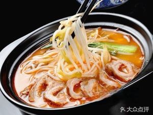 Xiangqiaoyuan Yunnan Crossing Bridge Rice Noodles (Mingxing Community Branch)