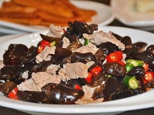 Junbo Big Canteen Spicy Chicken Rice (Minghu Branch)