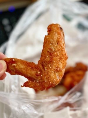 Qing Hou Wang Mama (Headstore)