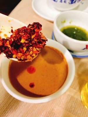 Xinlong Hot Pot City (Jing'er Wei's Fourth Store)