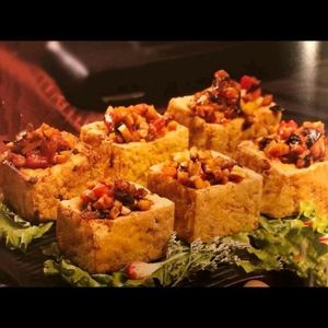 Hundred-Year-Old Shandong Cuisine · Braised Pork Bones · Seafood (Daguan Garden Branch)