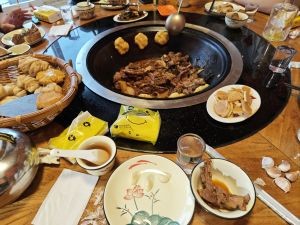 Xiangcun Earth Pot Stew