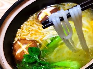 Dong Lang Rice Noodles (Hanyu Golden Valley Store)