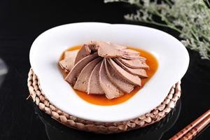 Hu's Roast Chicken and Pig Trotter (Qixian Store)