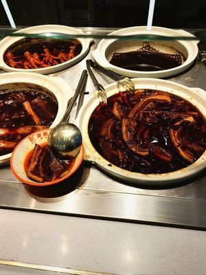 Wuyue Temple Braised Pork