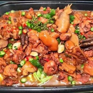 Five Big Dishes: Roast Chicken Stir-fried with Pig Trotters