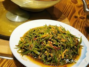 Longfeng Food City (Xianggong Branch)