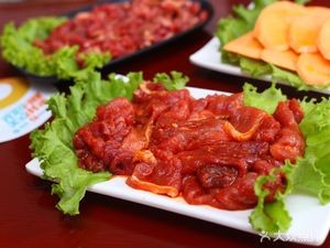 Suan Yue Spicy Hot Pot (Zhangqiu Xianggong Branch)