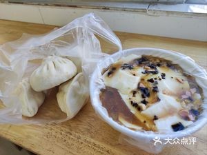 Chen Gong's Good Porridge and Baozi