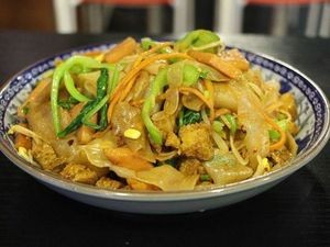 Shan Ba Fang · Crispy Pork Sandwiches · Rice Vermicelli